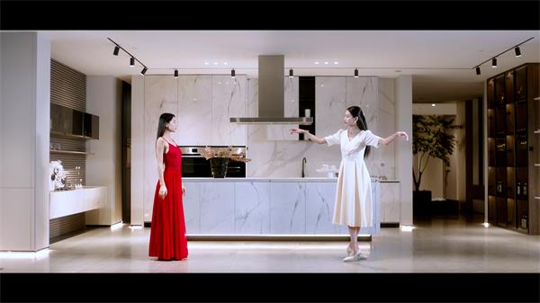 由于爱，，，，，以是爱——这部家居片子的背后是美不堪收